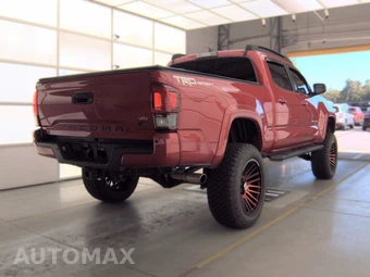 2019 Toyota Tacoma TRD Sport Crew Cab Long Bed - miniatura 4