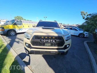 2019 Toyota Tacoma TRD Sport Crew Cab Long Bed - miniatura 2