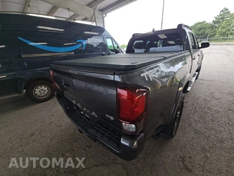2019 Toyota Tacoma TRD Sport Crew Cab Long Bed - miniatura 4