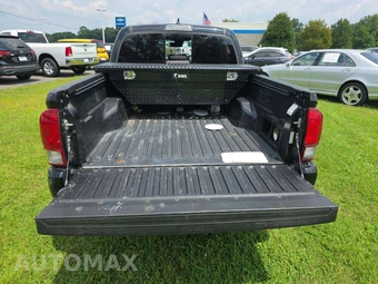 2019 Toyota Tacoma TRD Sport Crew Cab Medium Bed - miniatura 14