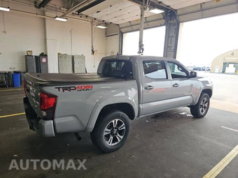 2019 Toyota Tacoma TRD Sport Crew Cab Medium Bed - miniatura 4
