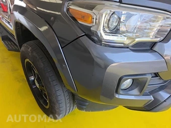 2019 Toyota Tacoma TRD Sport Crew Cab Medium Bed - miniatura 18