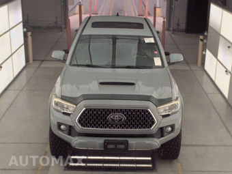 2019 Toyota Tacoma TRD Sport Crew Cab Medium Bed - miniatura 2