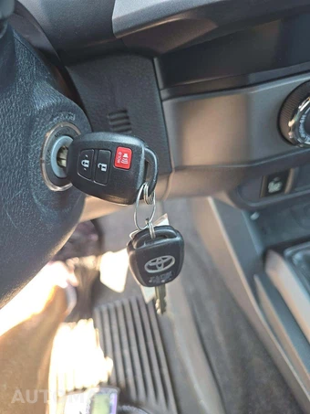 2019 Toyota Tacoma TRD Sport Crew Cab Medium Bed - miniatura 5