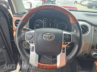 2019 Toyota Tundra 1794 Edition Crew Cab Short Bed - miniatura 10