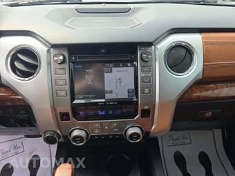 2019 Toyota Tundra 1794 Edition Crew Cab Short Bed - miniatura 10