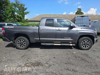 2019 Toyota Tundra Limited Extended Cab Medium Bed - miniatura 4