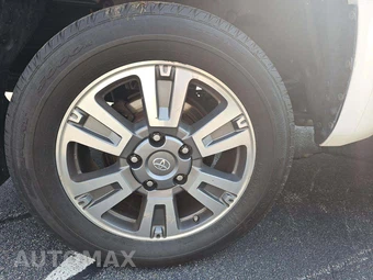 2019 Toyota Tundra Platinum Crew Cab Short Bed - miniatura 30