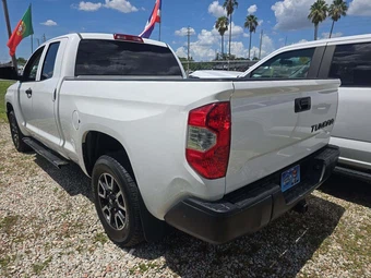 2019 Toyota Tundra SR Extended Cab Medium Bed - miniatura 2