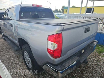 2019 Toyota Tundra SR5 Crew Cab Short Bed - miniatura 2