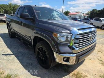 2019 Toyota Tundra SR5 Extended Cab Medium Bed - miniatura 4