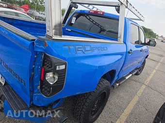 2019 Toyota Tundra TRD Pro Crew Cab Short Bed - miniatura 4