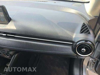 2019 Toyota Yaris LE Sedan - miniatura 19