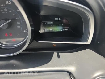 2019 Toyota Yaris XLE Sedan - miniatura 17