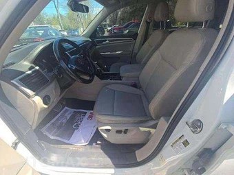 2019 Volkswagen Atlas V6 SE w/Technology R-Line - miniatura 6
