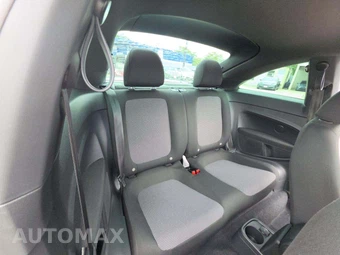 2019 Volkswagen Beetle S Hatchback – miniatura 12