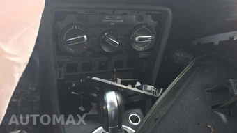 2019 Volkswagen Beetle S Hatchback – miniatura 34