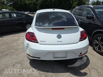 2019 Volkswagen Beetle S Hatchback – miniatura 5