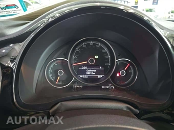 2019 Volkswagen Beetle S Hatchback – miniatura 9