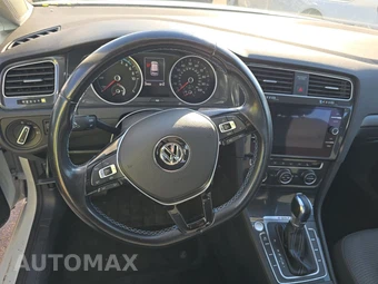 2019 Volkswagen e-Golf SE Hatchback – miniatura 10