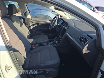 2019 Volkswagen e-Golf SE Hatchback – miniatura 8