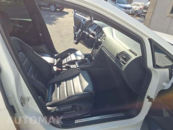 2019 Volkswagen Golf GTI Autobahn Hatchback - miniatura 18