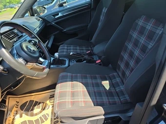 2019 Volkswagen Golf GTI S Hatchback - miniatura 13
