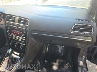 2019 Volkswagen Golf GTI S Hatchback - miniatura 19