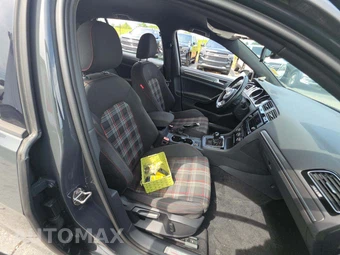 2019 Volkswagen Golf GTI SE Hatchback - miniatura 15