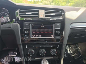 2019 Volkswagen Golf GTI SE Hatchback - miniatura 7