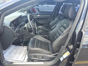 2019 Volkswagen Golf R Hatchback w/DCC & Navigation - miniatura 7