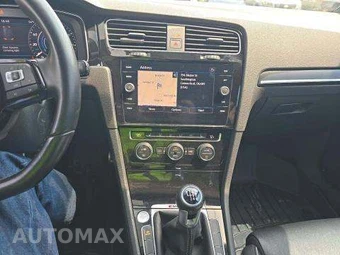 2019 Volkswagen Golf R Hatchback w/DCC & Navigation - miniatura 30
