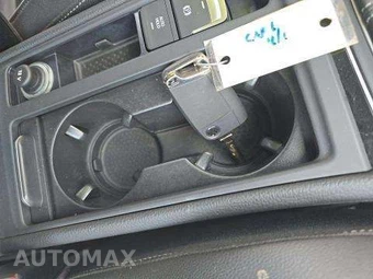 2019 Volkswagen Golf R Hatchback w/DCC & Navigation - miniatura 8