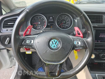 2019 Volkswagen Golf S Hatchback - miniatura 10