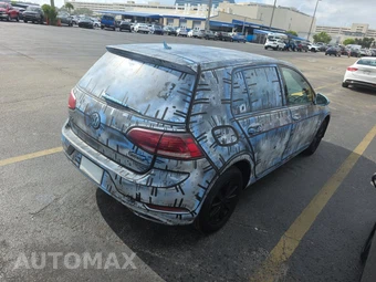 2019 Volkswagen Golf S Hatchback - miniatura 4