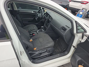 2019 Volkswagen Golf SportWagen SE Wagon - miniatura 8