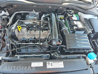 2019 Volkswagen Golf SportWagen SE Wagon - miniatura 15