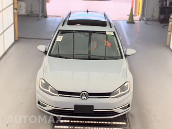 2019 Volkswagen Golf SportWagen SE Wagon - miniatura 2
