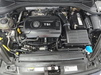 2019 Volkswagen Jetta GLI 35th Anniversary Edition - miniatura 15