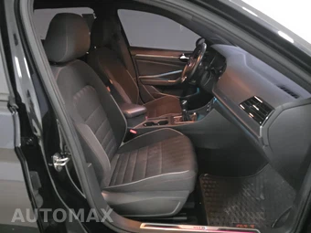 2019 Volkswagen Jetta GLI 35th Anniversary Edition - miniatura 8