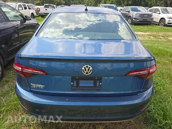 2019 Volkswagen Jetta R-Line – miniatura 5