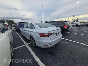 2019 Volkswagen Jetta R-Line - miniatura 2