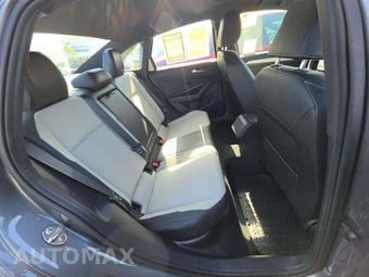 2019 Volkswagen Jetta R-Line - miniatura 16