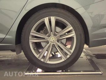 2019 Volkswagen Jetta R-Line – miniatura 12