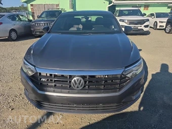 2019 Volkswagen Jetta R-Line – miniatura 2