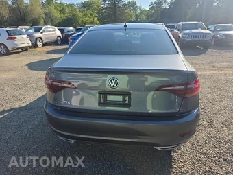 2019 Volkswagen Jetta R-Line – miniatura 5