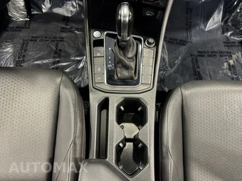2019 Volkswagen Jetta R-Line - miniatura 23