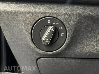 2019 Volkswagen Jetta R-Line - miniatura 29