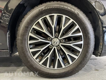 2019 Volkswagen Jetta R-Line - miniatura 44