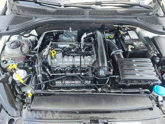 2019 Volkswagen Jetta R-Line – miniatura 15